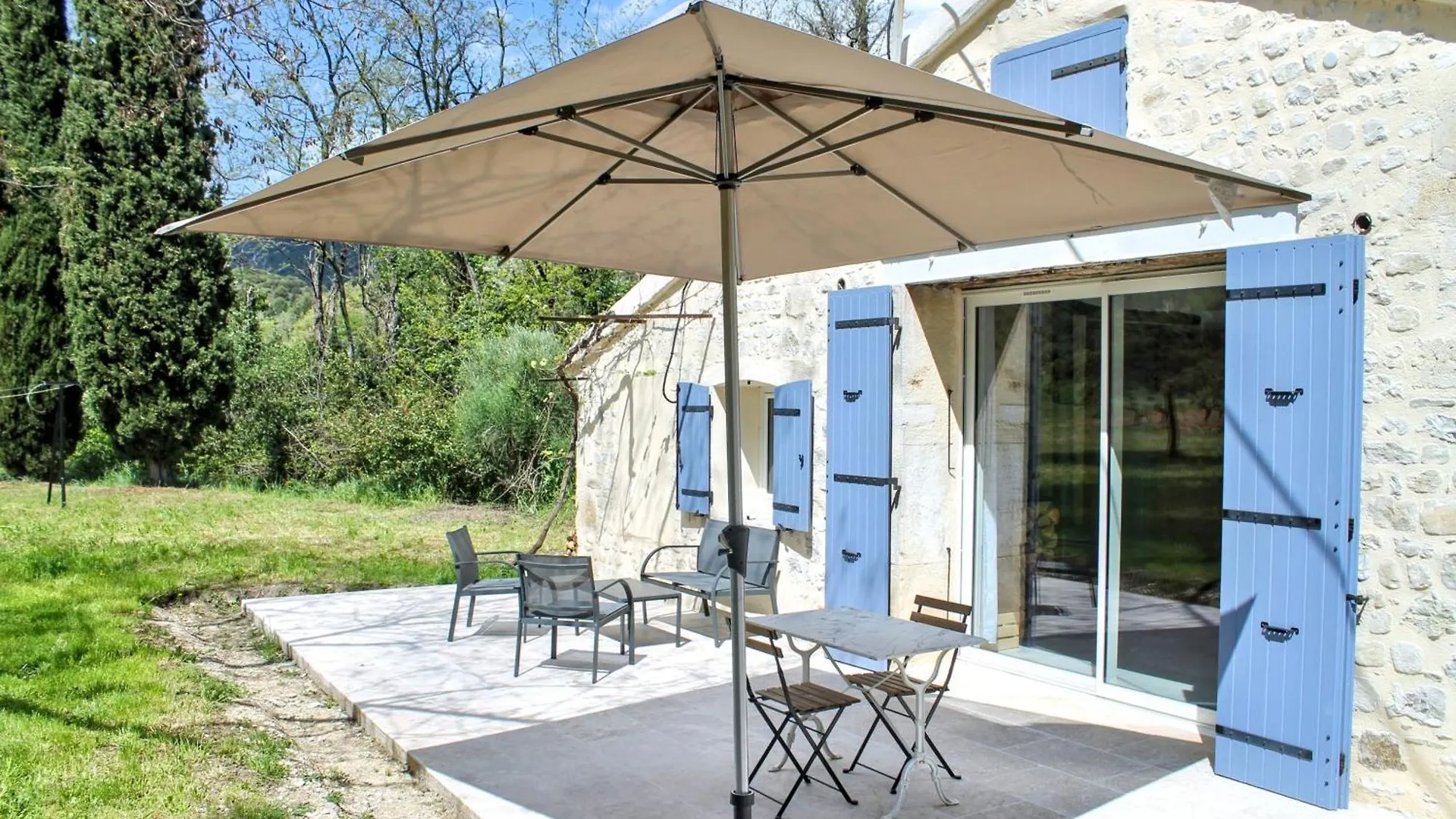 Maison De Charme A Nyons Au Milieu Des Vignes